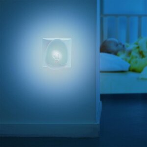 Pabobo plug in nightlight light sensor - Beaba