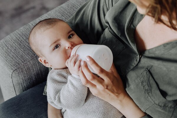 Suavinex breastfeeding bottle Zero.Zero 180ml variable flow  - Suavinex