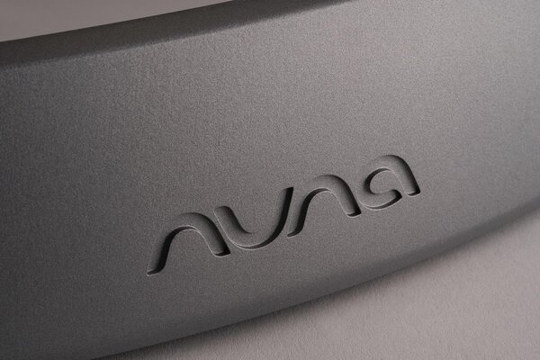 Nuna Leaf Grow lamamistool mängukaarega, Cloud - Nuna